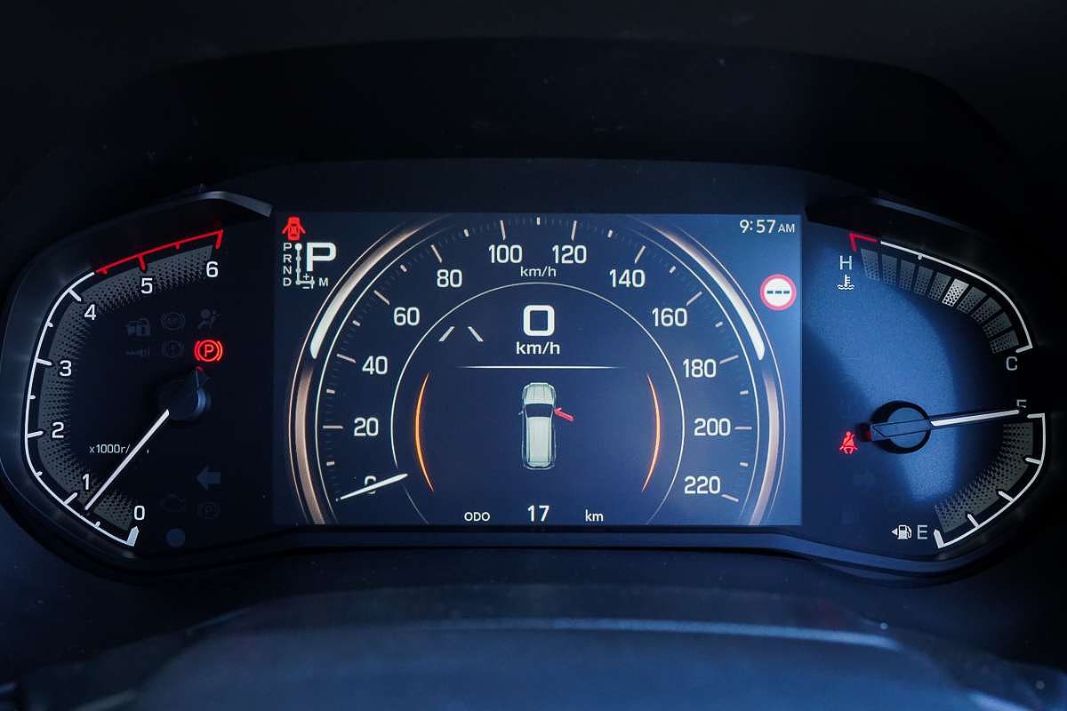 2025 Isuzu MU-X LS-T