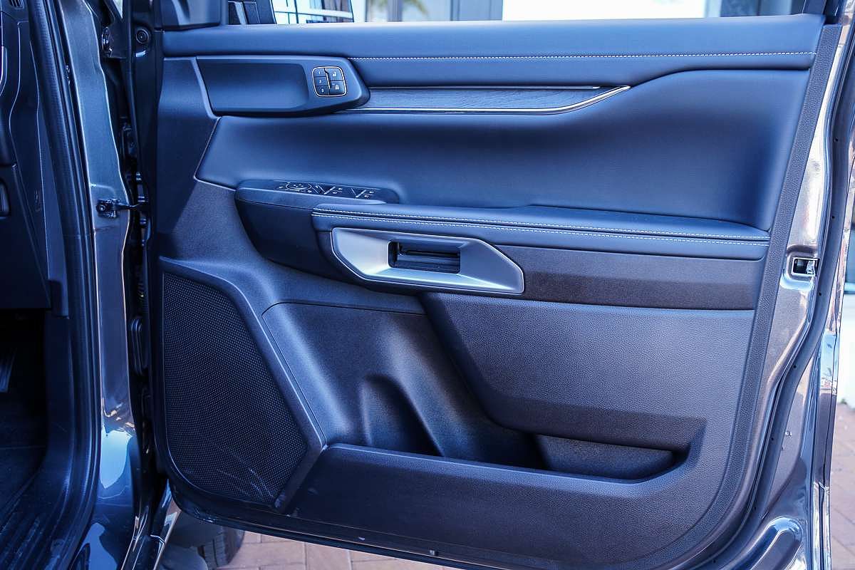 2025 Ford Everest Platinum 3.0L