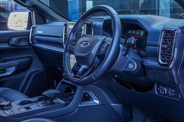 2025 Ford Everest Platinum 3.0L