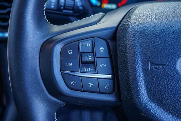 2025 Ford Everest Platinum 3.0L