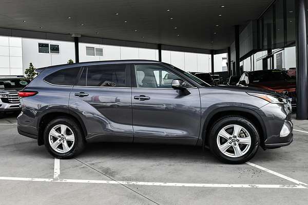 2023 Toyota KLUGER GX 2WD TXUA70R