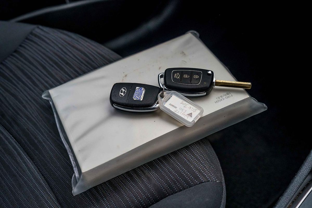 2016 Hyundai Accent Active RB3