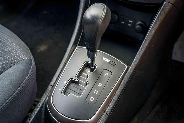 2016 Hyundai Accent Active RB3