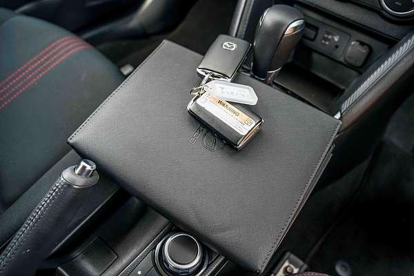 2025 Mazda 2 G15 Evolve DJ Series