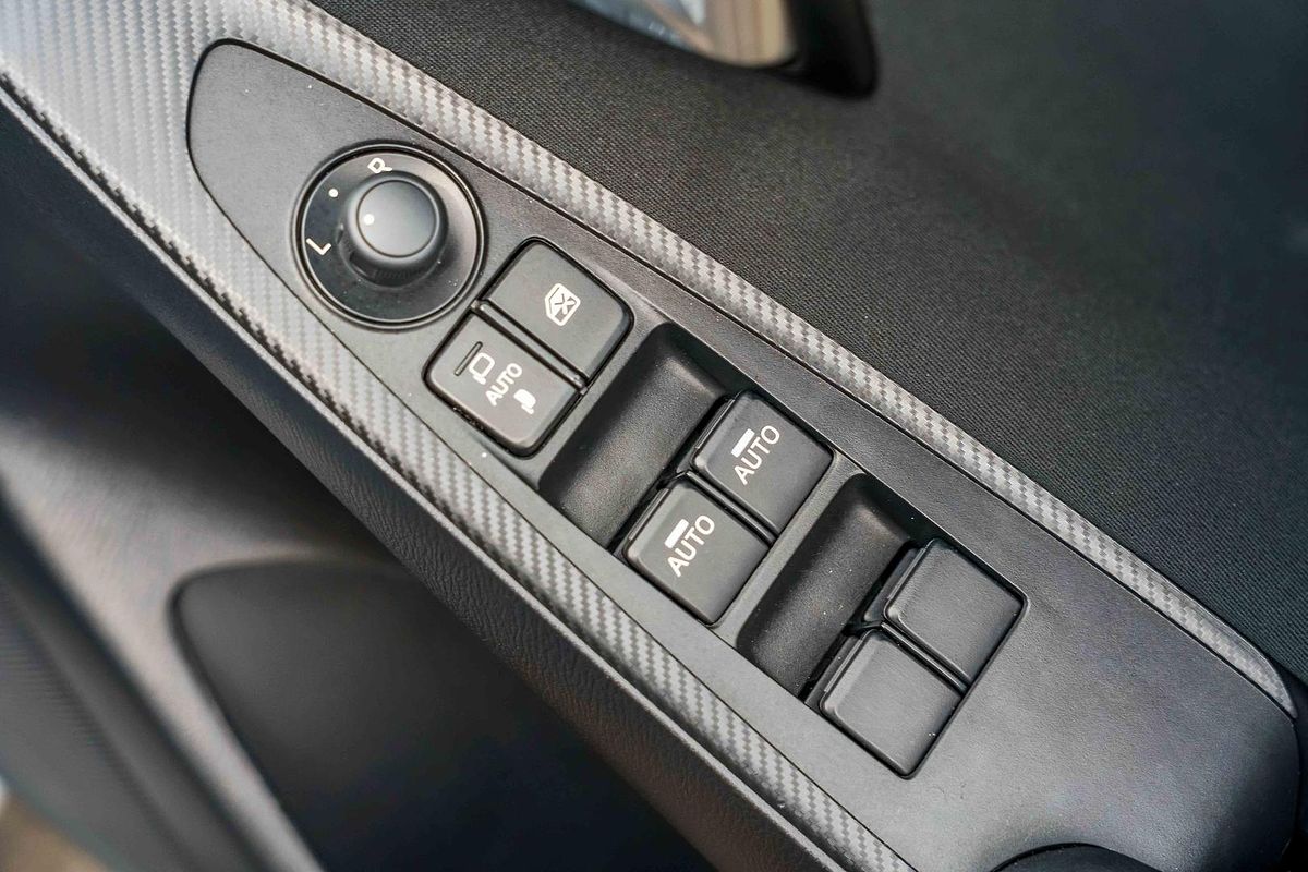 2025 Mazda 2 G15 Evolve DJ Series