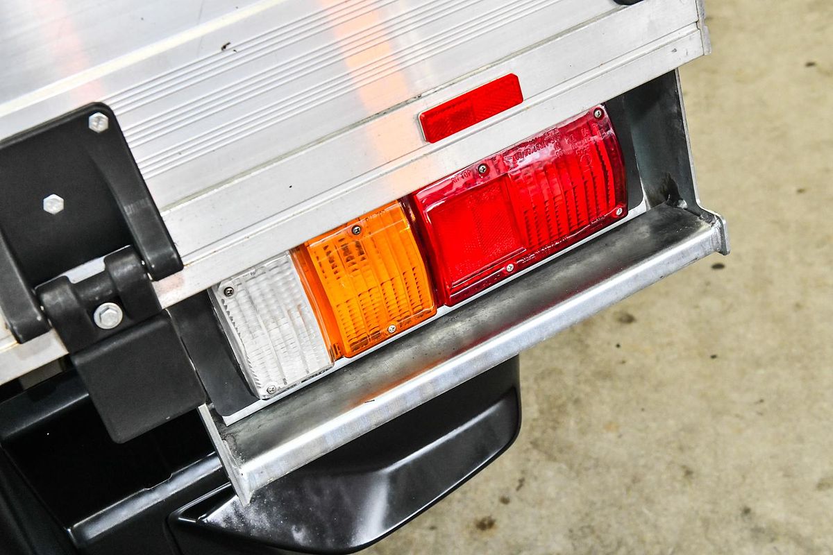 2023 Isuzu D-MAX SX High Ride Rear Wheel Drive