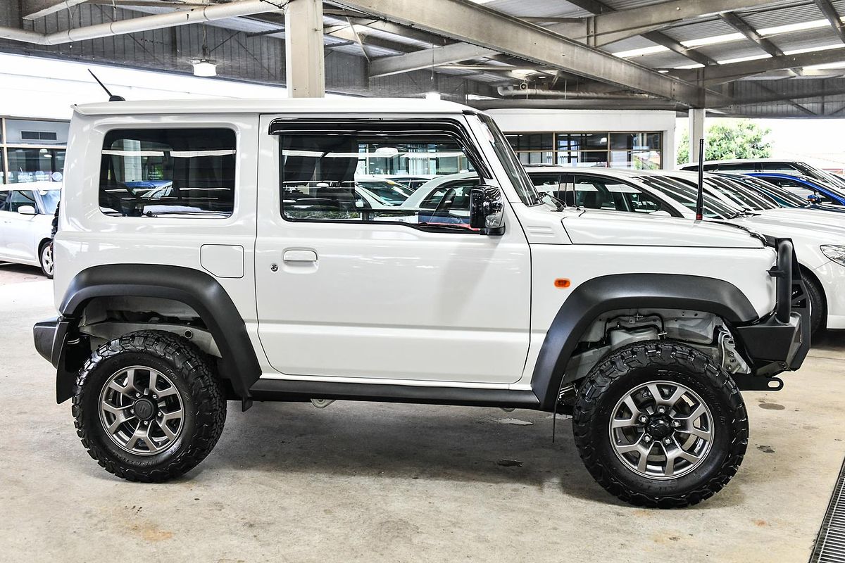 2024 Suzuki Jimny GLX GJ
