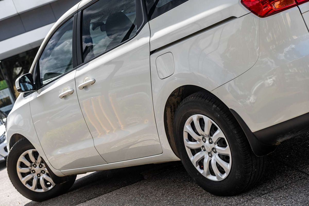 2018 Kia Carnival S YP