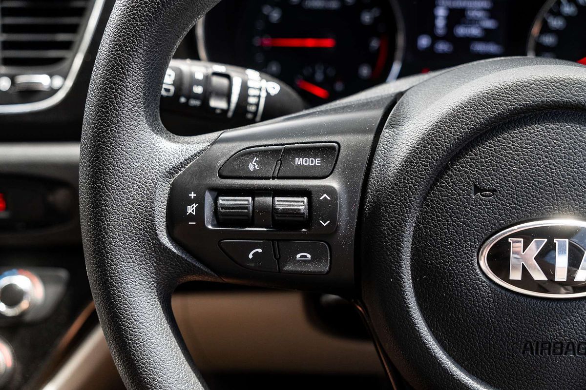 2018 Kia Carnival S YP