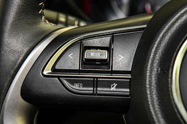 2025 Suzuki Swift Hybrid Plus UZ