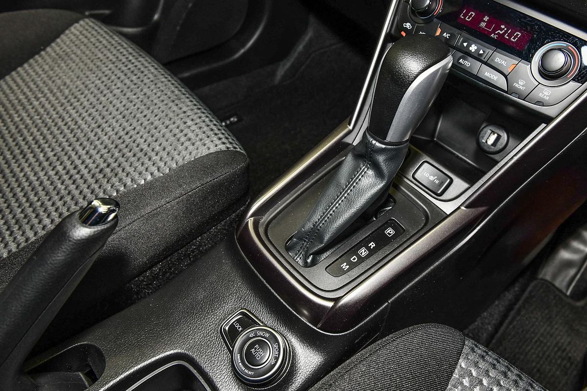 2025 Suzuki S-Cross ALLGRIP Prestige JYB