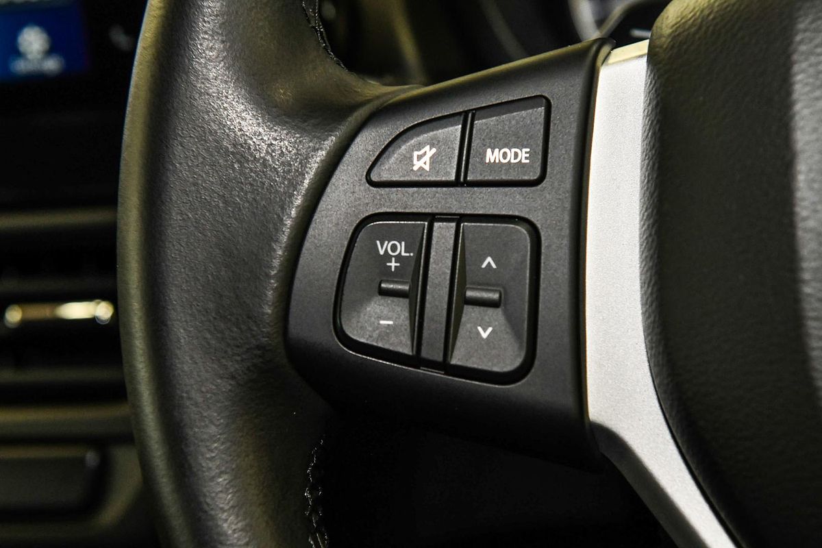 2025 Suzuki S-Cross ALLGRIP Prestige JYB