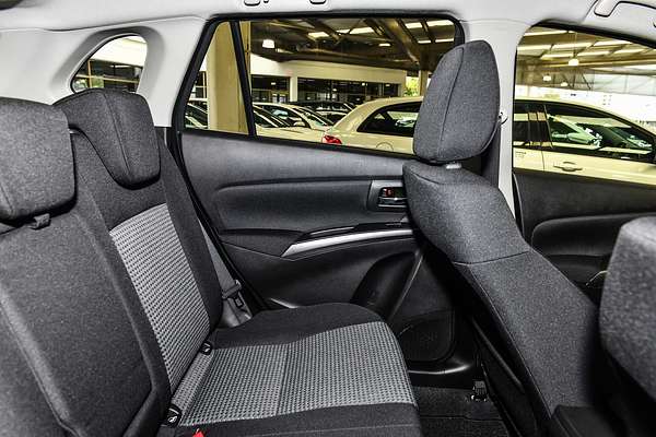 2025 Suzuki S-Cross ALLGRIP Prestige JYB