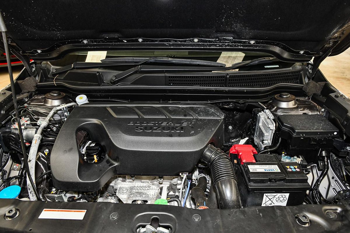 2025 Suzuki S-Cross ALLGRIP Prestige JYB