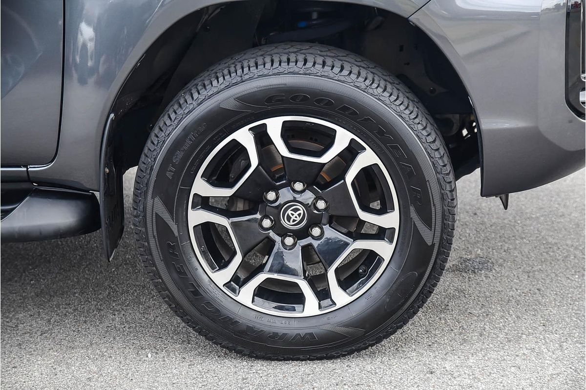 2020 Toyota Hilux SR5 GUN126R 4X4