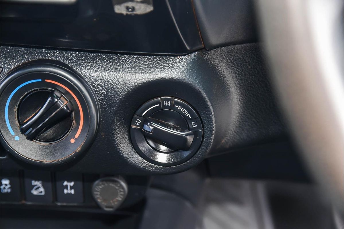 2020 Toyota Hilux SR GUN126R 4X4