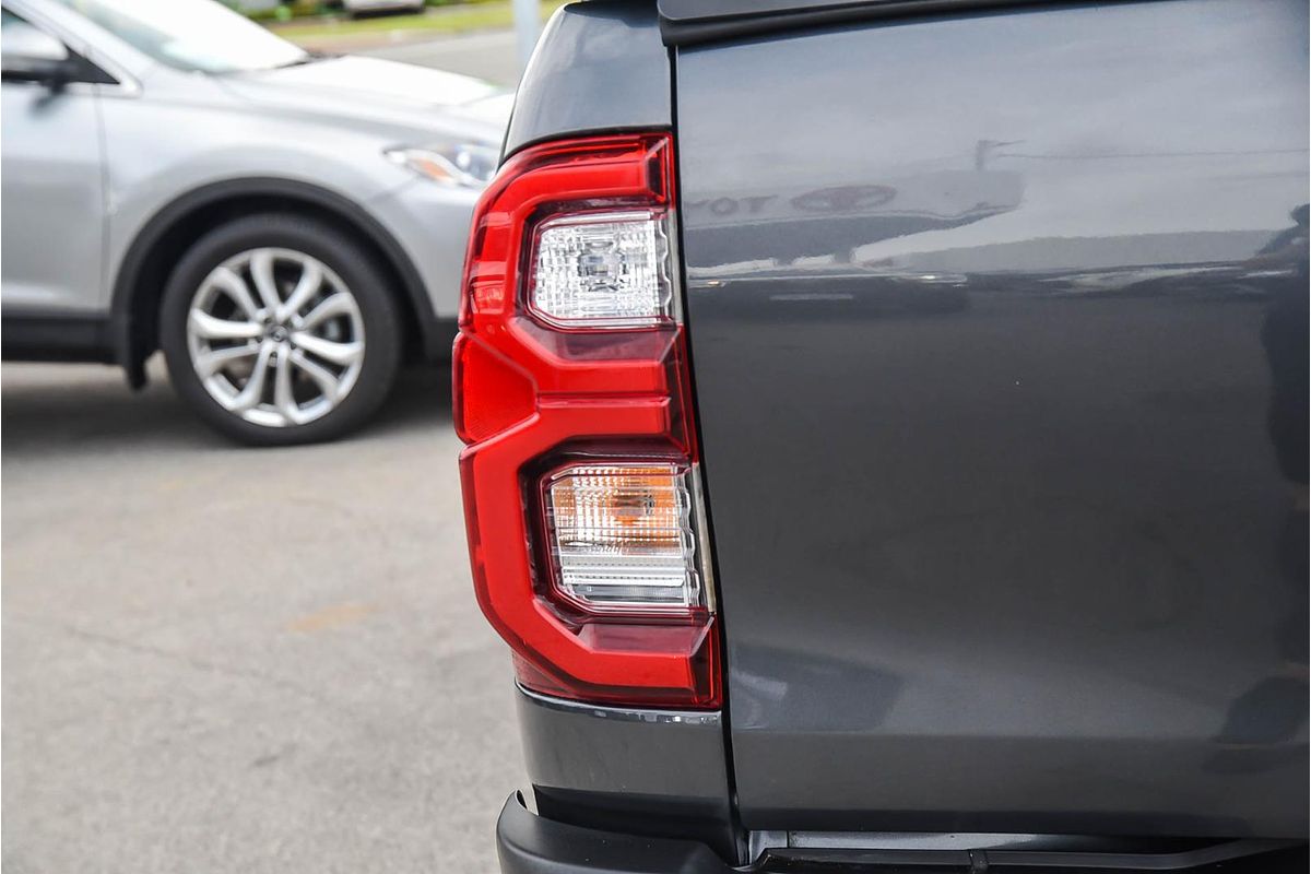 2020 Toyota Hilux SR5 GUN126R 4X4