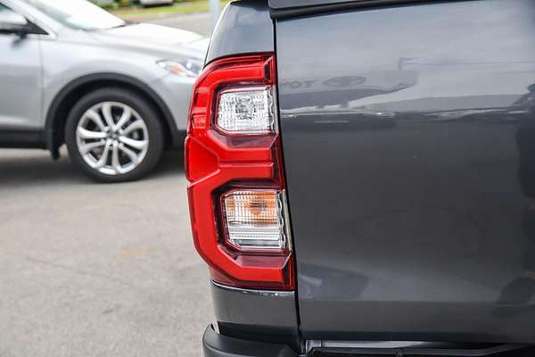 2020 Toyota Hilux SR5 GUN126R 4X4