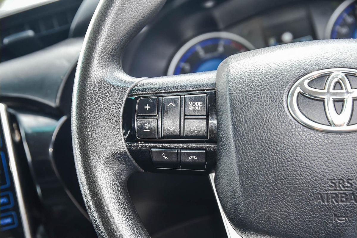 2020 Toyota Hilux SR GUN126R