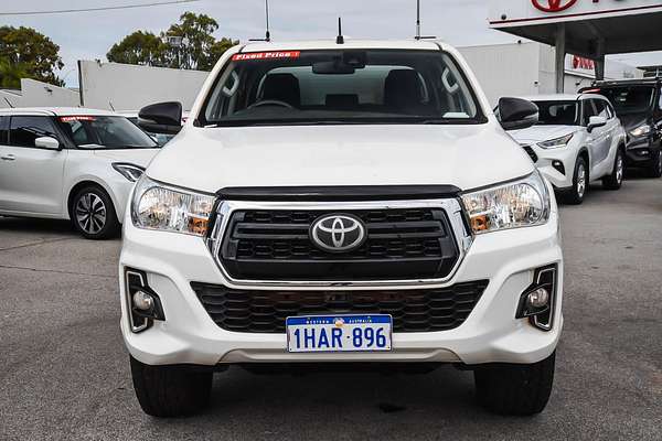 2020 Toyota Hilux SR GUN126R