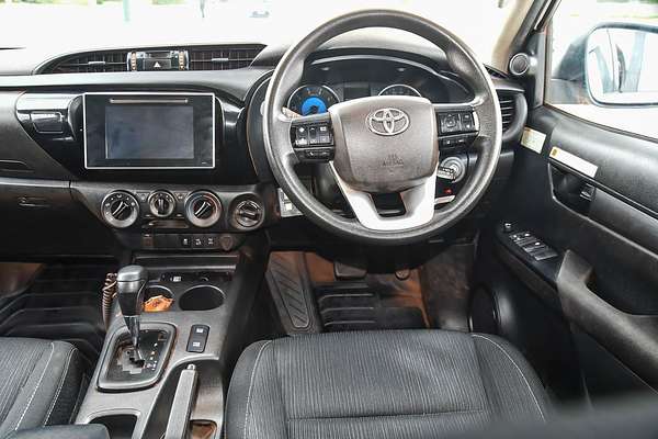 2020 Toyota Hilux SR GUN126R