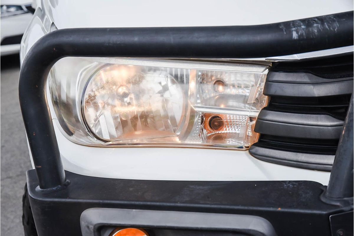 2016 Toyota Hilux SR GUN126R 4X4