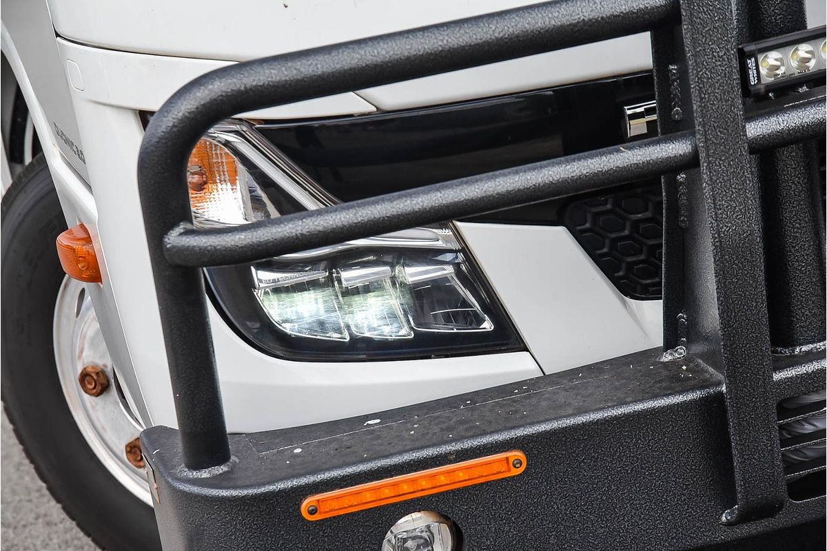 2022 Fuso Rosa Deluxe LWB