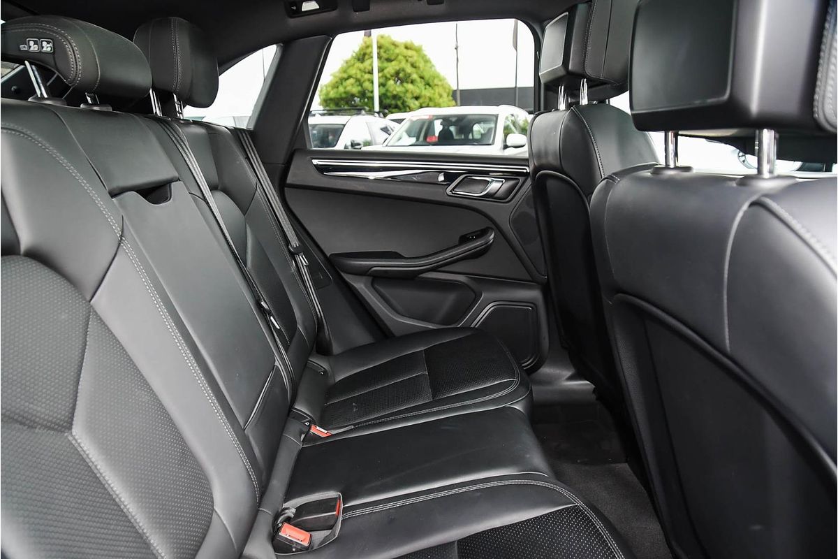 2019 Porsche Macan S 95B