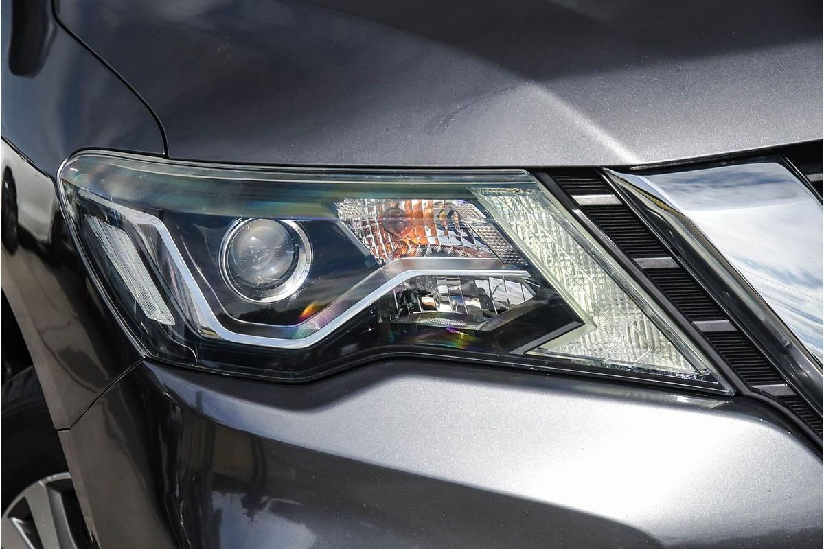 2018 Nissan Pathfinder ST R52 Series II