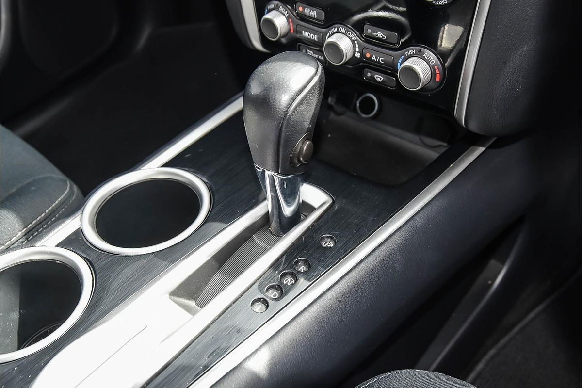 2018 Nissan Pathfinder ST R52 Series II