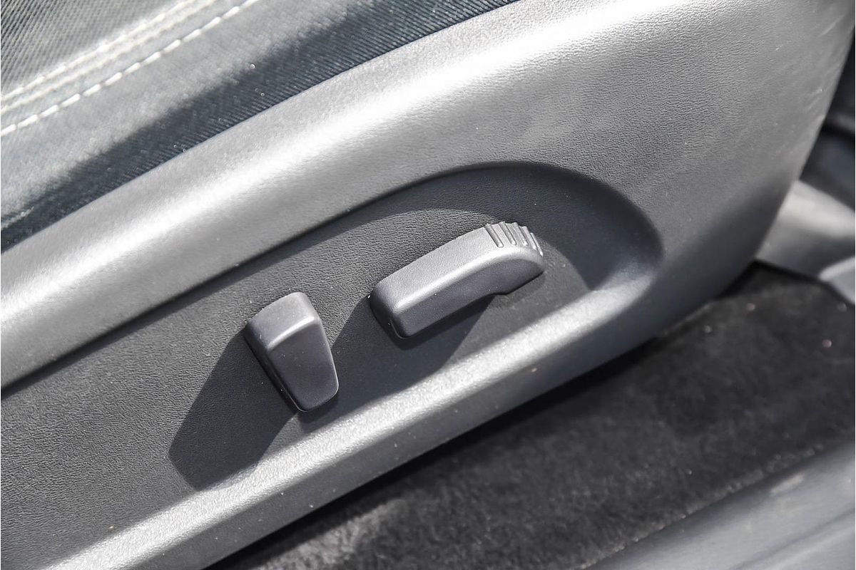 2018 Nissan Pathfinder ST R52 Series II