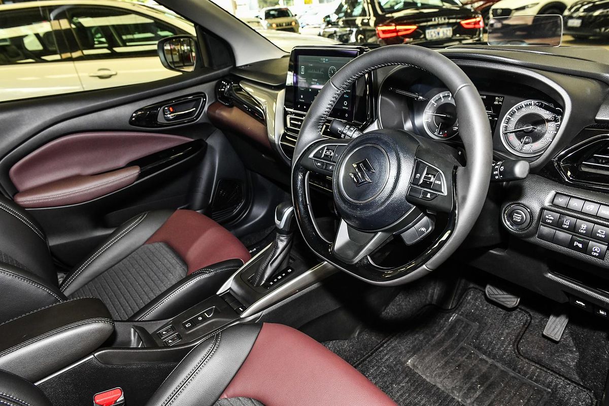 2025 Suzuki Fronx Hybrid KW