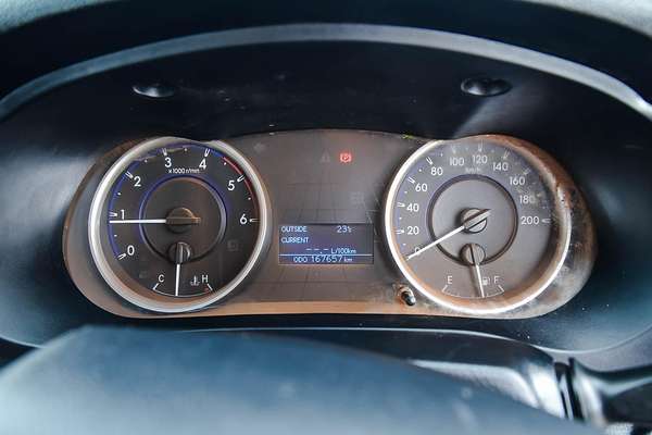 2016 Toyota Hilux SR GUN126R 4X4