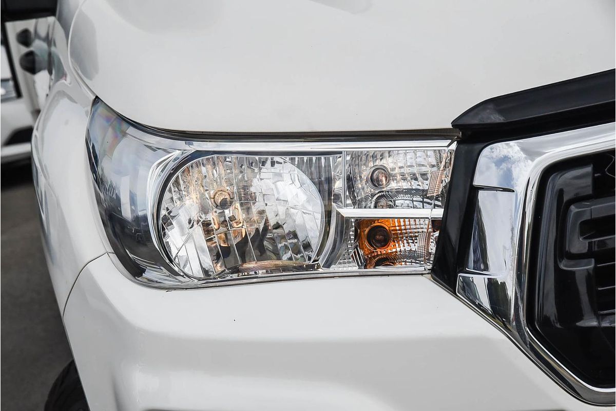 2020 Toyota Hilux SR GUN126R