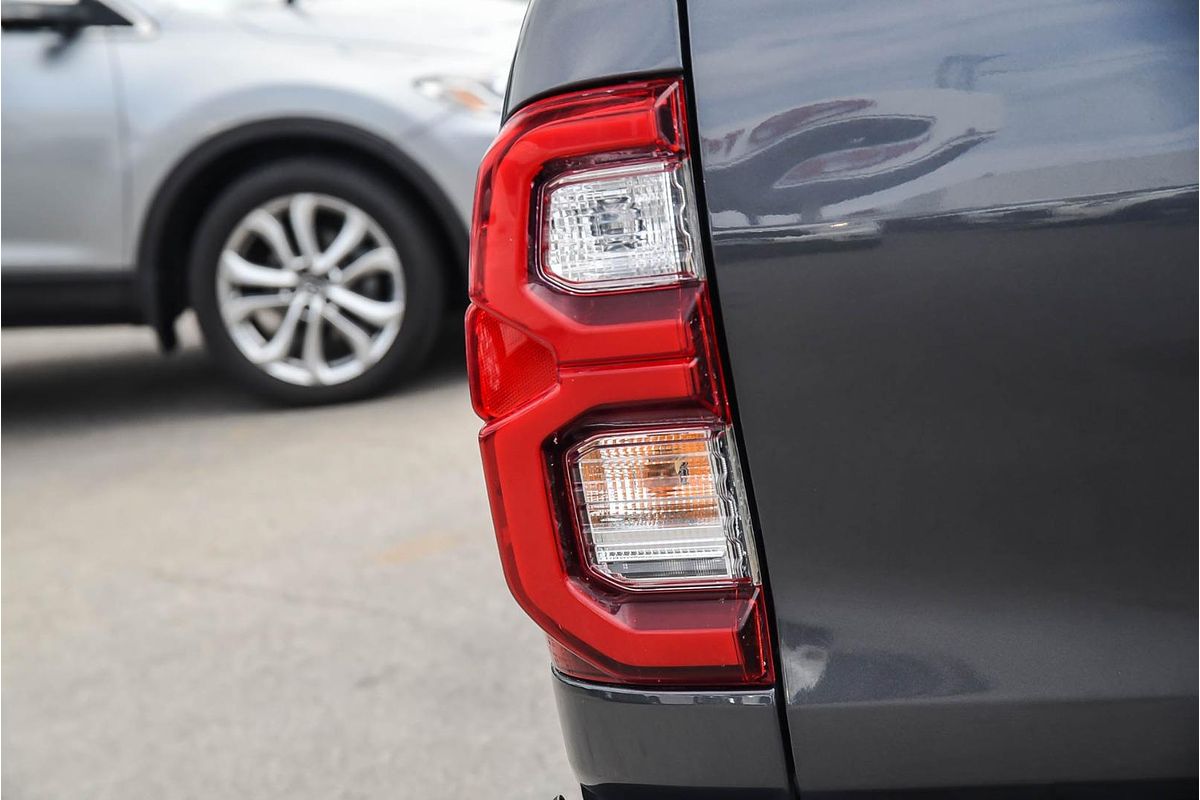 2021 Toyota Hilux SR5 GUN126R 4X4