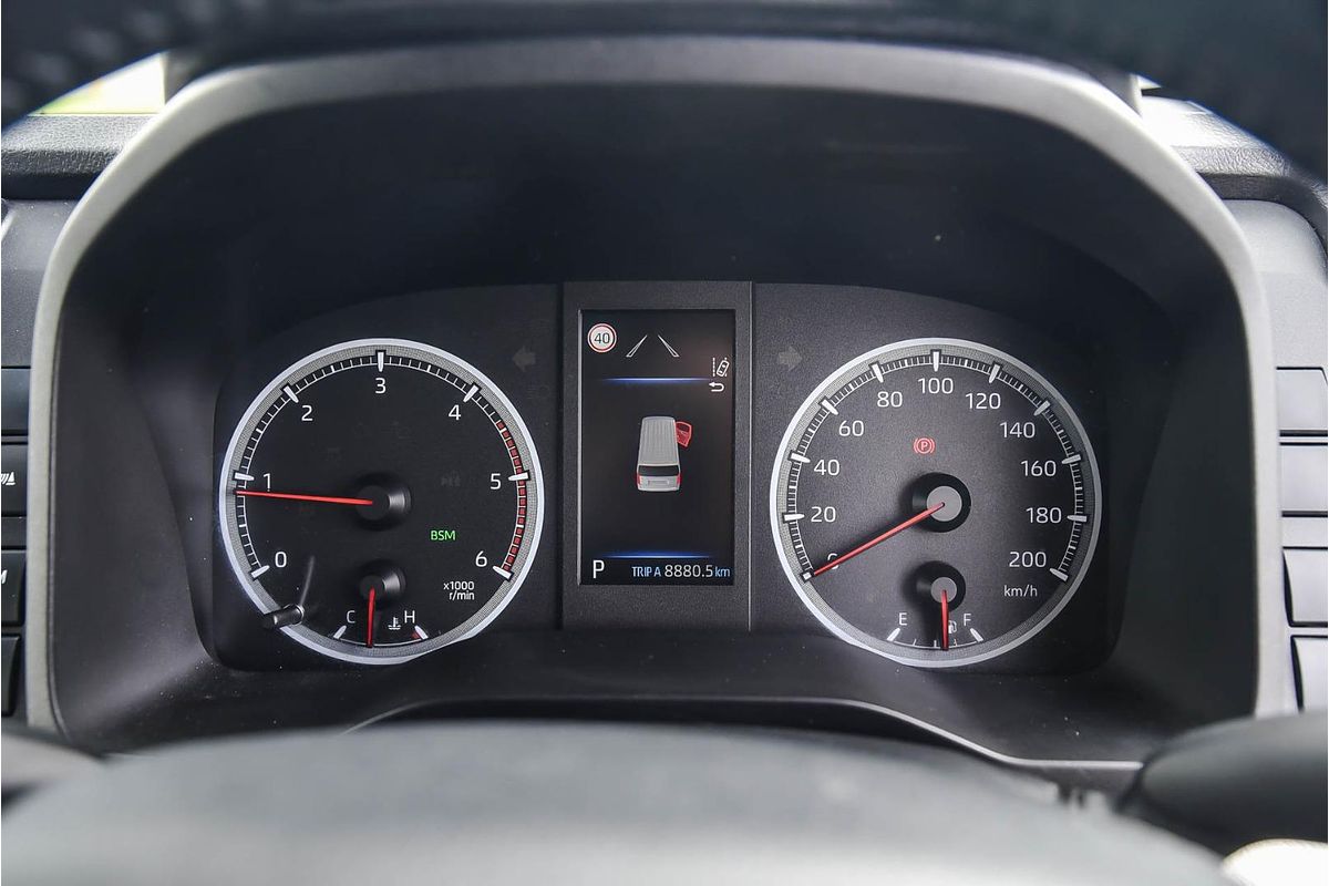 2019 Toyota Hiace Commuter GDH322R ELWB High Roof