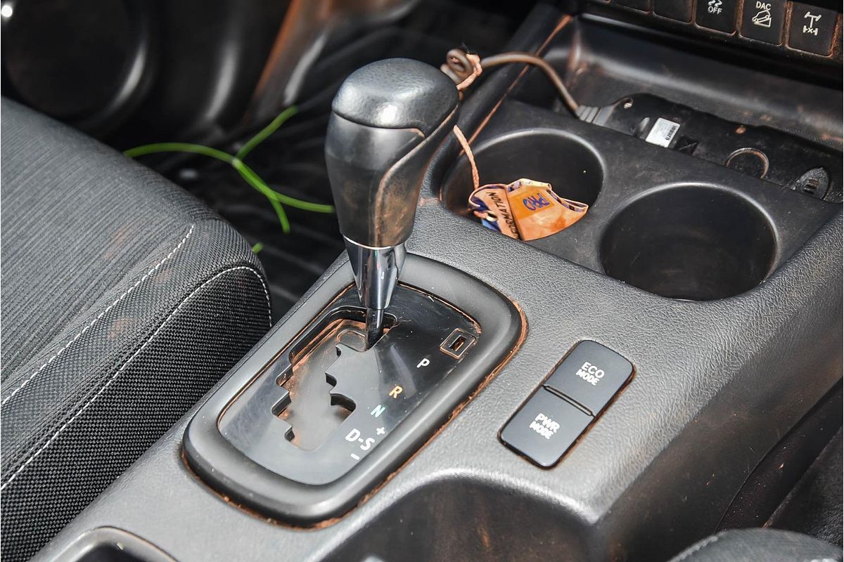 2020 Toyota Hilux SR GUN126R