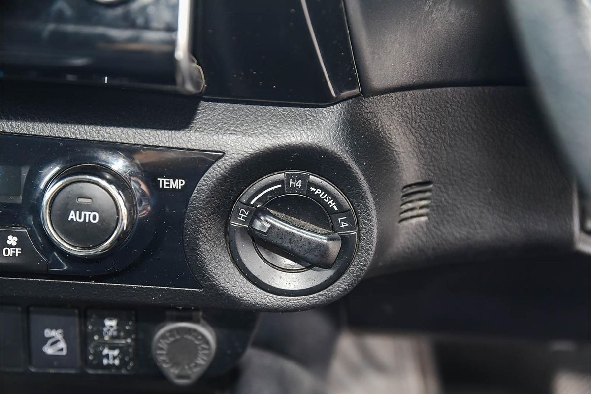 2021 Toyota Hilux SR5 GUN126R 4X4