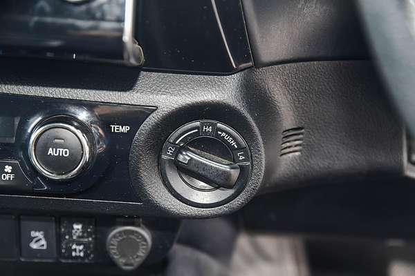 2021 Toyota Hilux SR5 GUN126R 4X4