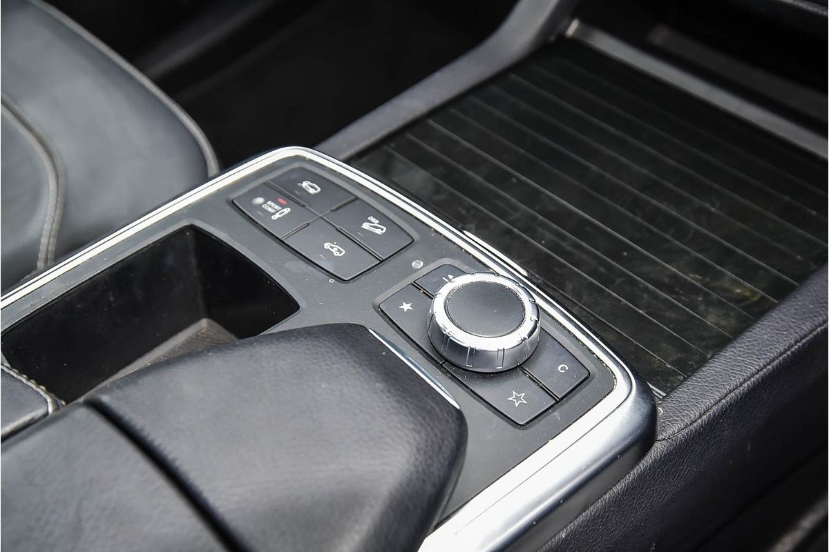 2014 Mercedes-Benz M-Class ML350 BlueTEC W166