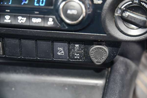 2021 Toyota Hilux SR5 GUN126R 4X4