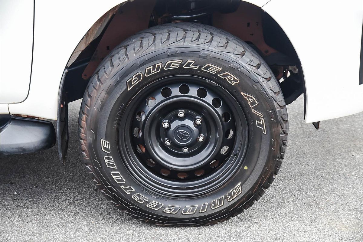 2020 Toyota Hilux SR GUN126R