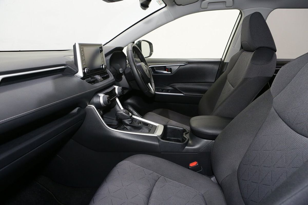 2022 Toyota RAV4 GXL AXAH52R