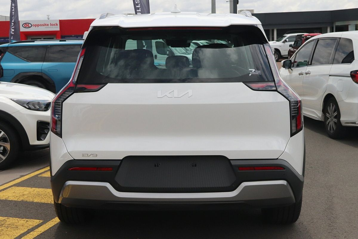 2025 Kia EV9 Air MV