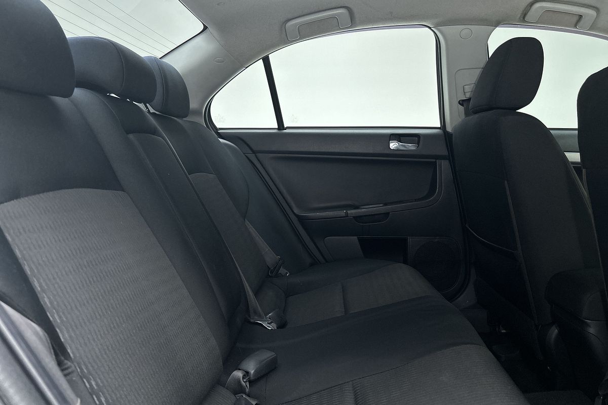 2011 Mitsubishi Lancer ES CJ