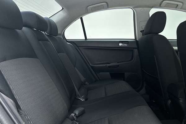 2011 Mitsubishi Lancer ES CJ