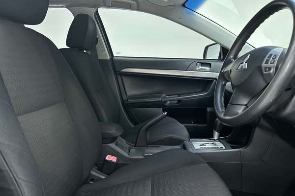 2011 Mitsubishi Lancer ES CJ