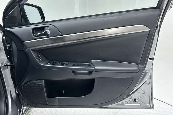 2011 Mitsubishi Lancer ES CJ