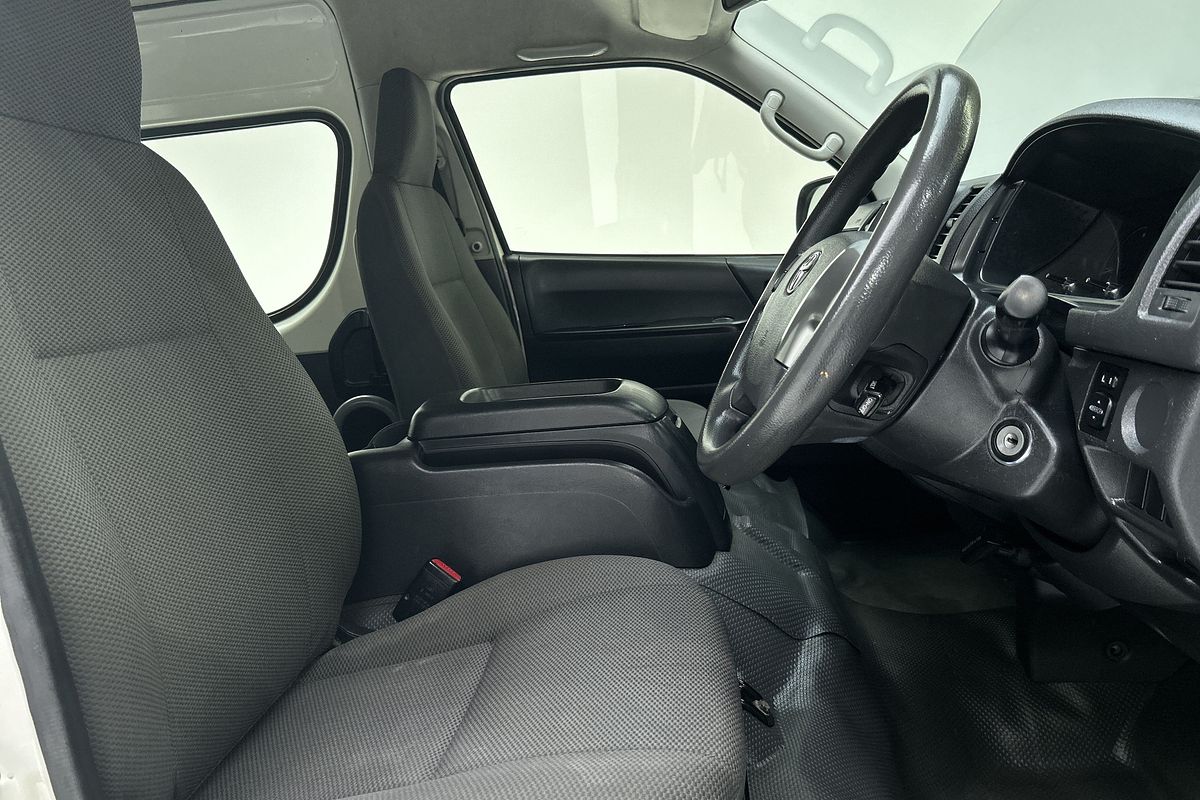 2014 Toyota Hiace Commuter KDH223R ELWB High Roof