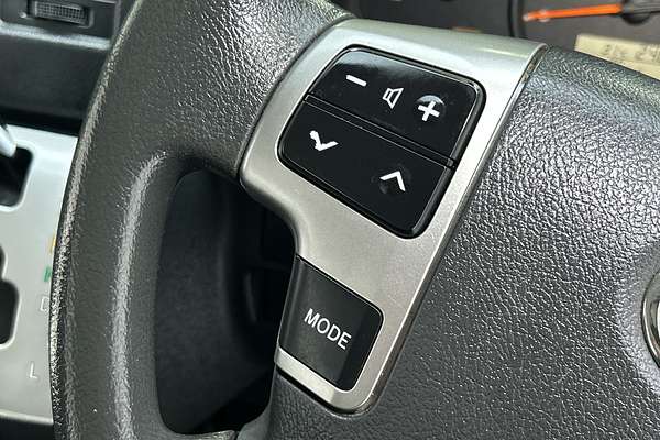 2014 Toyota Hiace Commuter KDH223R ELWB High Roof